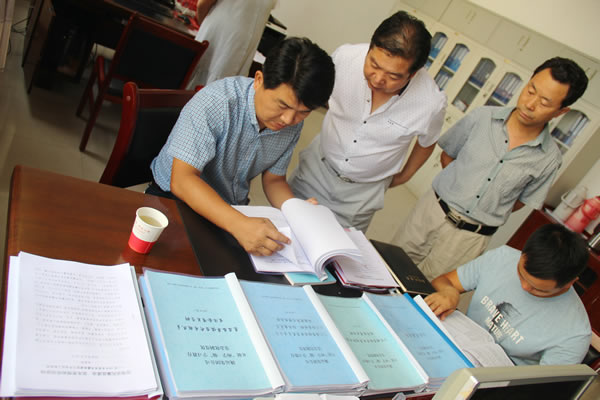 市交通運輸局黨組書記、局長馬潤同志對隴運集團公司全面從嚴(yán)治黨及黨風(fēng)廉政建設(shè)進行專題調(diào)研